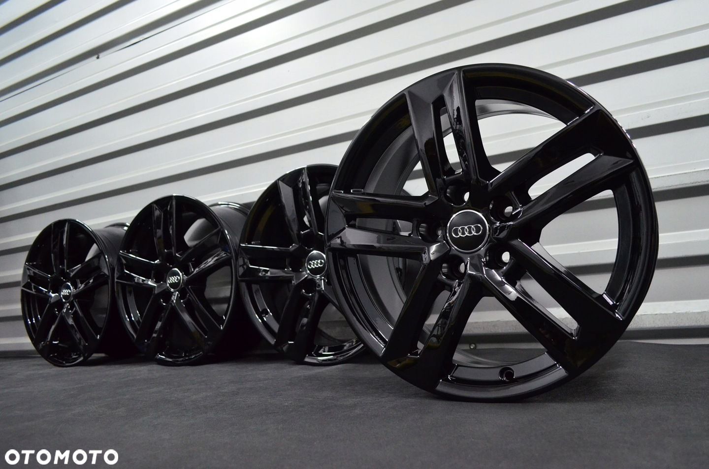Felgi 5x112 R17 Audi A3 8p a4 b6 b7 b8 b9 a6 Q3 Q5 S-LINE - 1