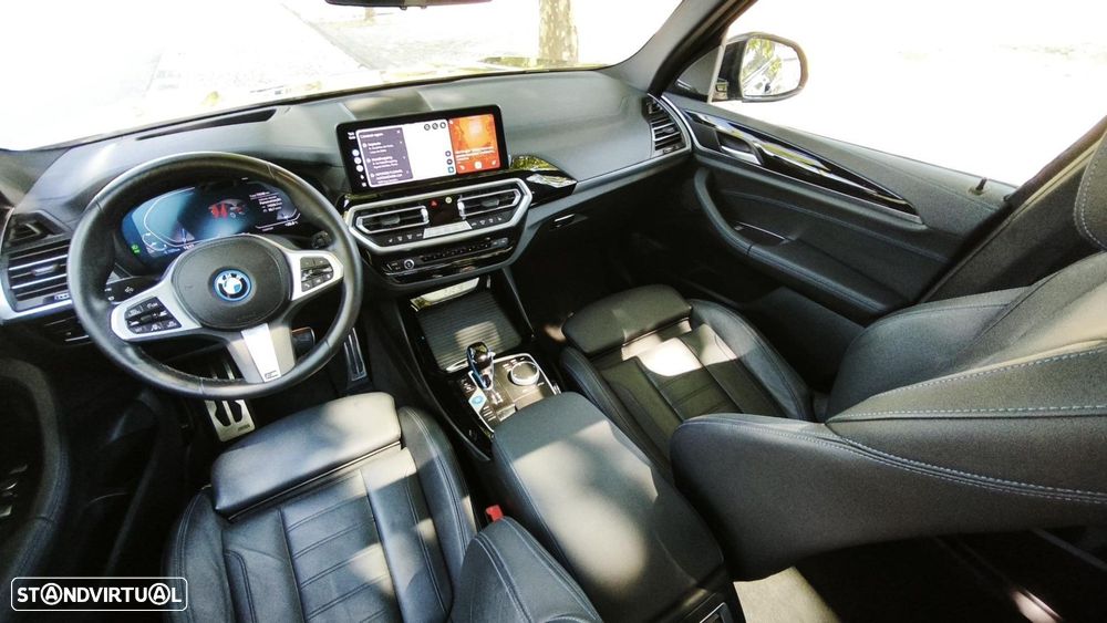 BMW iX3 M Sport Impressive - 9