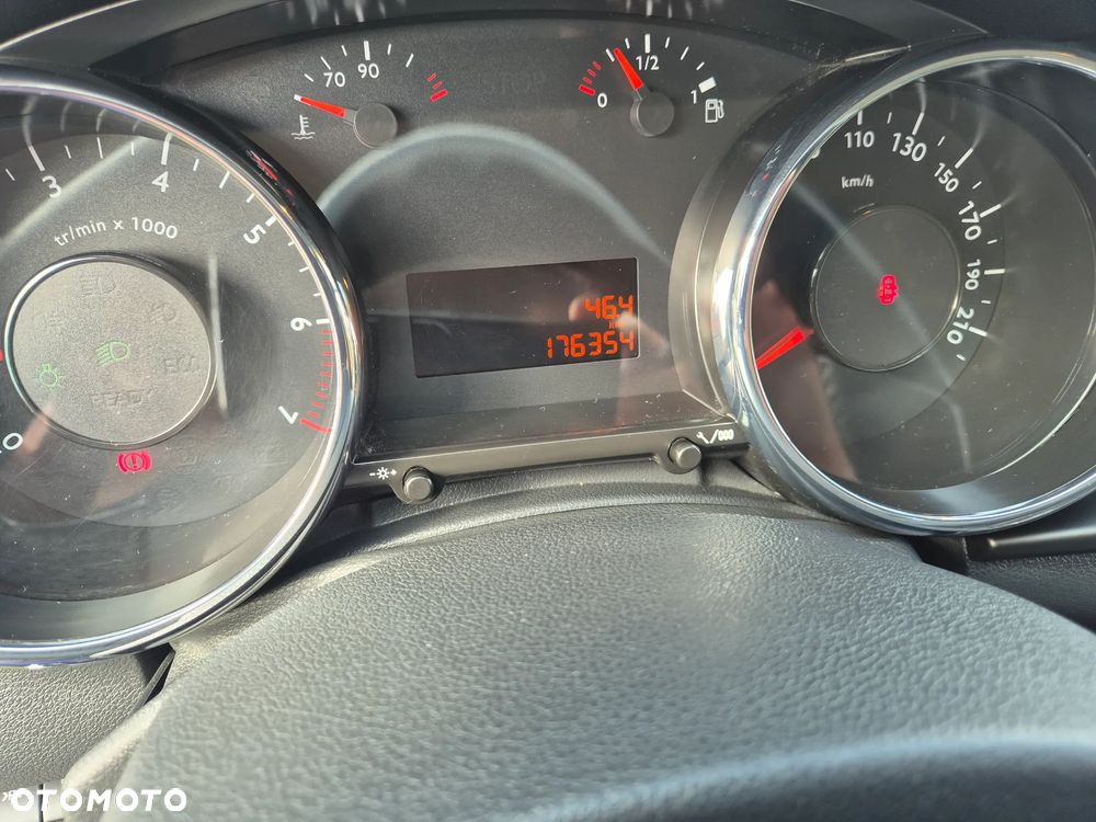 Peugeot 3008 1.2 PureTech Style - 6