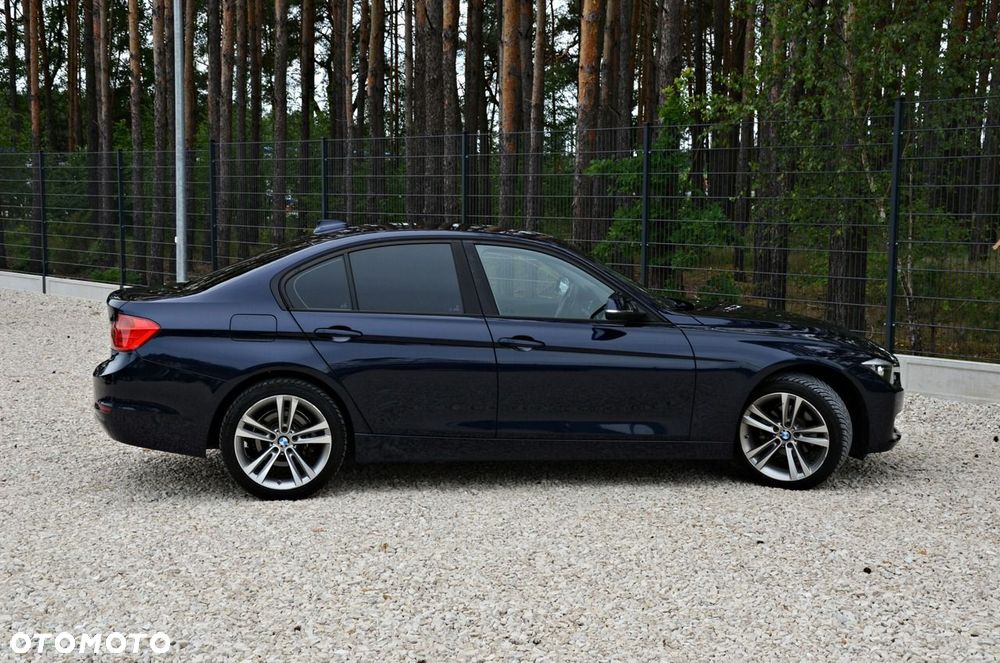 BMW Seria 3 318d Blue Performance Sport Line - 26