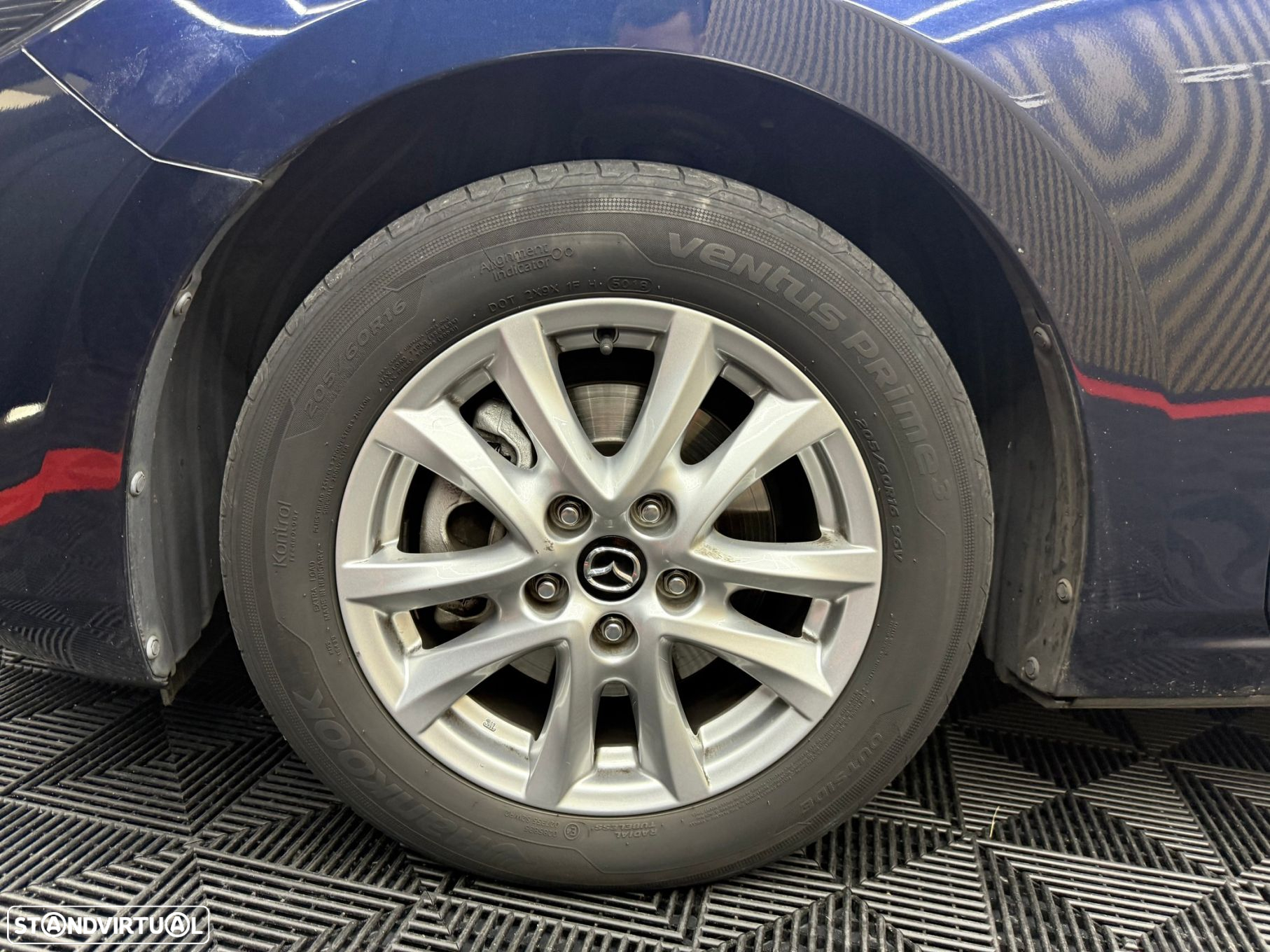 Mazda 3 1.5 Sky-D Excellence Navi - 16