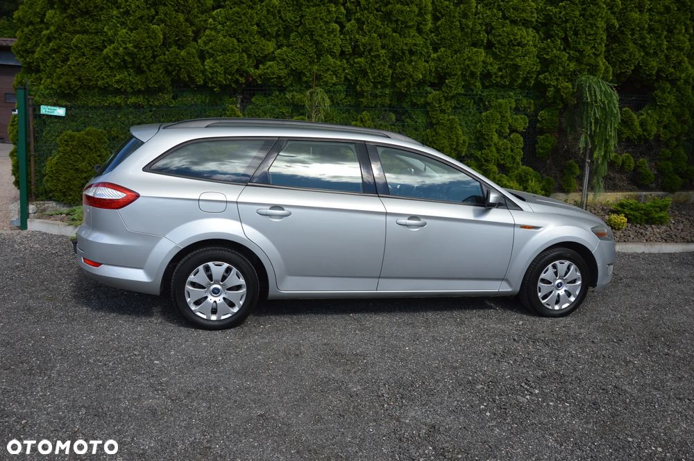 Ford Mondeo - 12