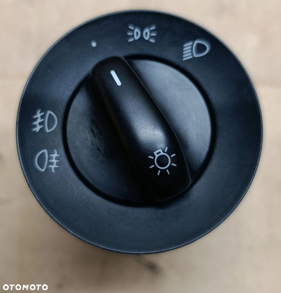 Cayenne I włącznik świateł EU Porsche 7L5 941 531 B - 1