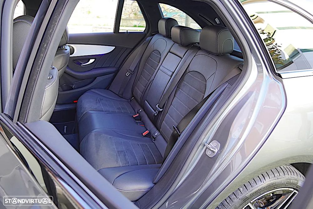 Mercedes-Benz C 300 de AMG Line - 15