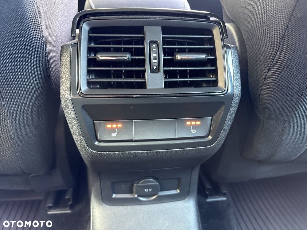Skoda Karoq 1.5 TSI ACT Selection DSG - 35