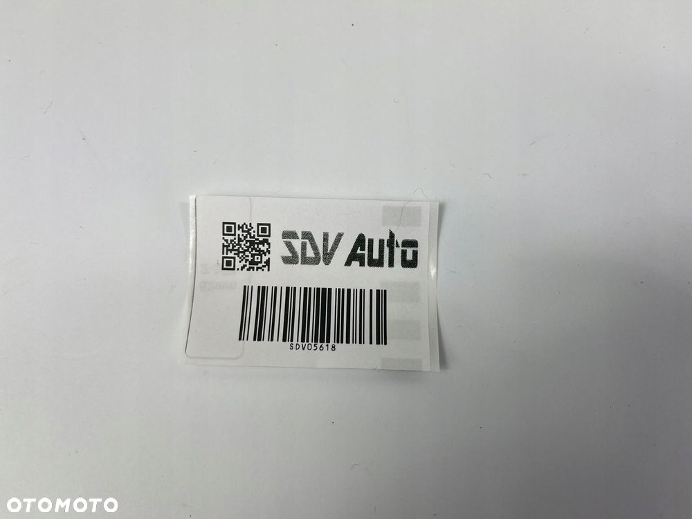 GRILL ATRAPA CHŁODNICY DUŻY ZNACZEK DUŻE LOGO MERCEDES W126 SE SEL - 16