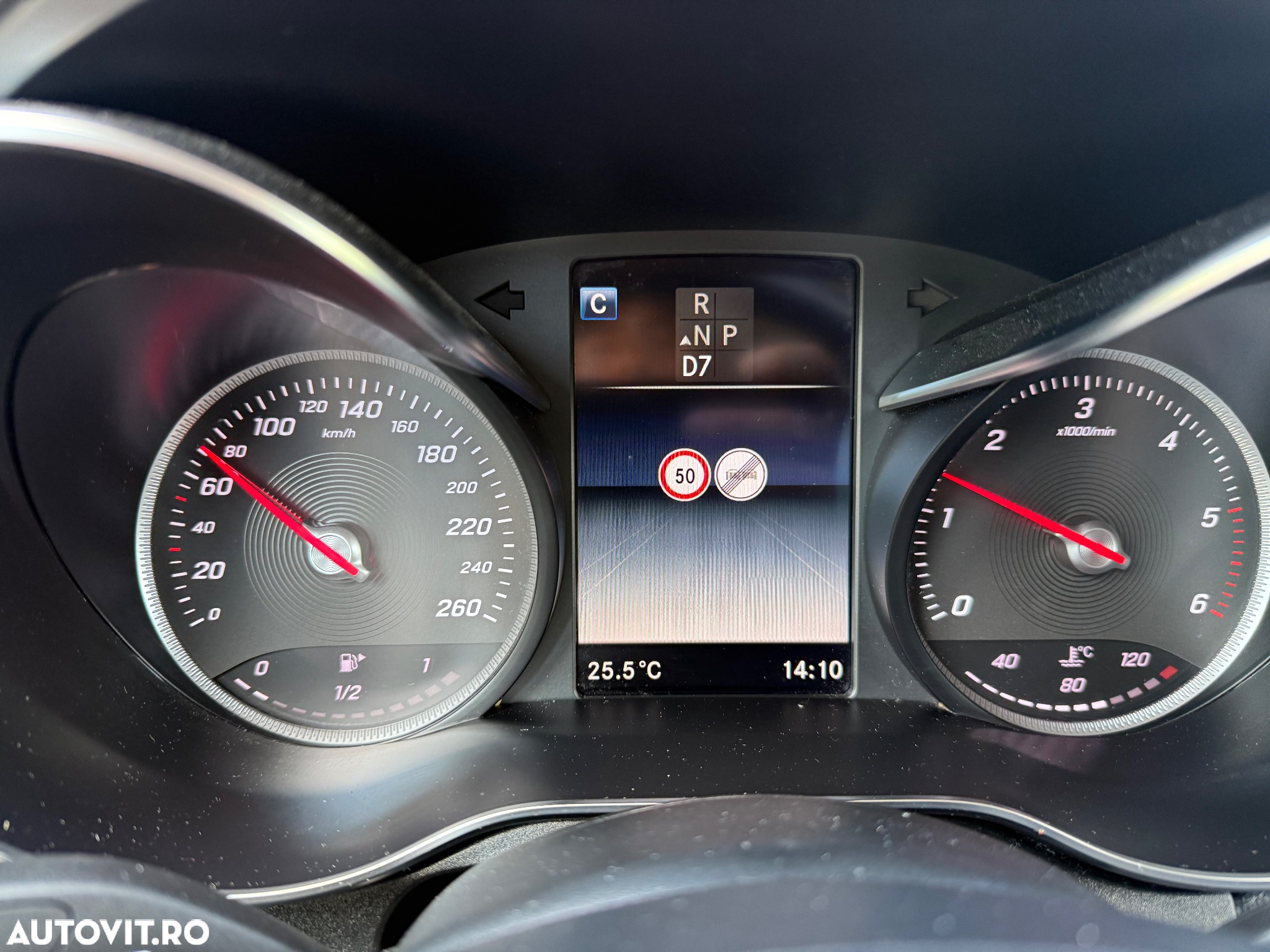 Mercedes-Benz GLC 220 d 4MATIC - 8