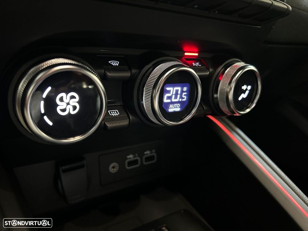 Renault Clio 1.0 TCe Esprit Alpine - 29