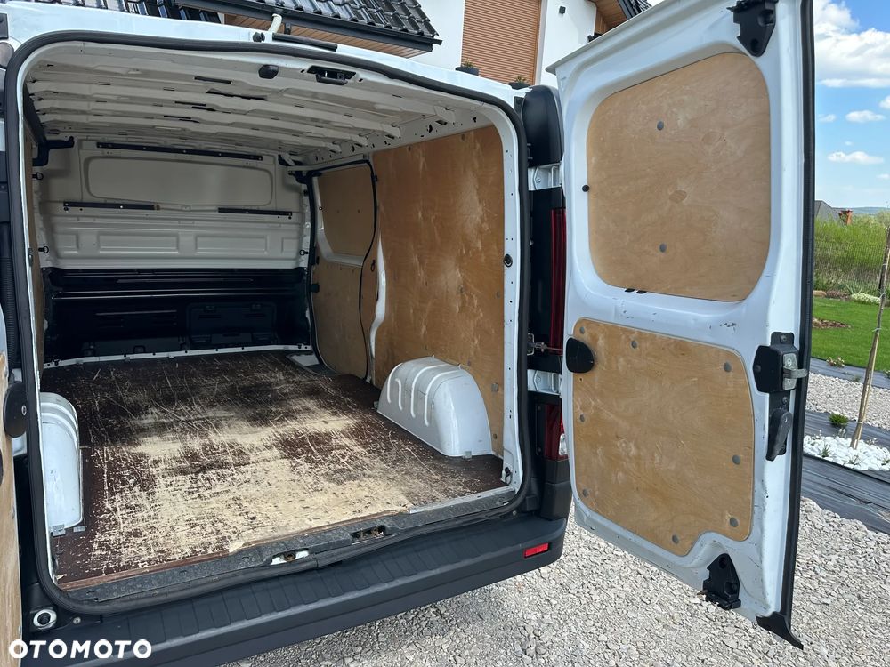 Renault Trafic - 20