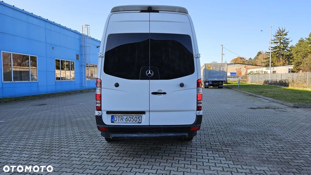 Mercedes-Benz Sprinter - 5