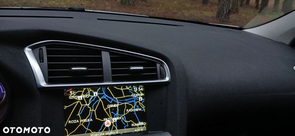 Citroën C4 e-HDi 110 Exclusive - 13