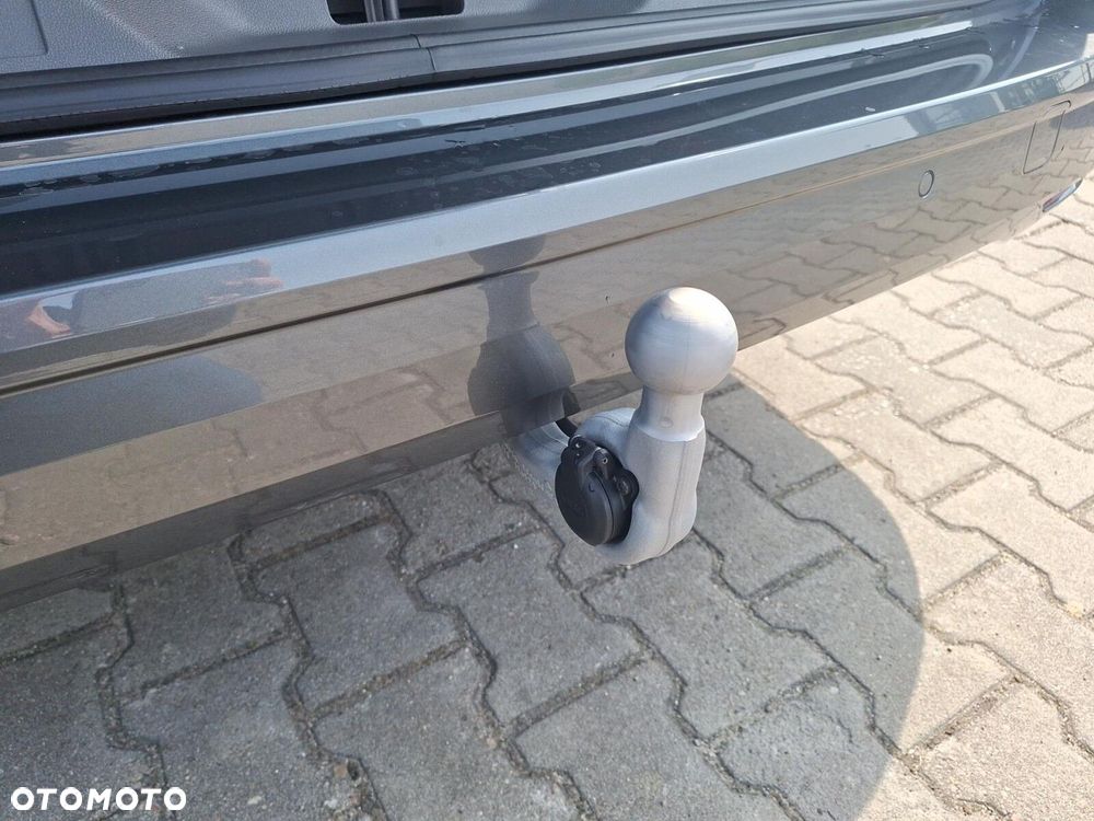 Volkswagen Multivan - 21