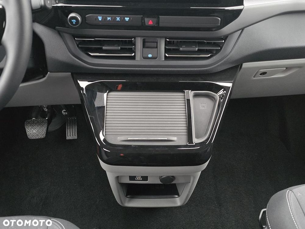 Ford Tourneo Custom 2.0 EcoBlue 320 L2 Titanium - 21