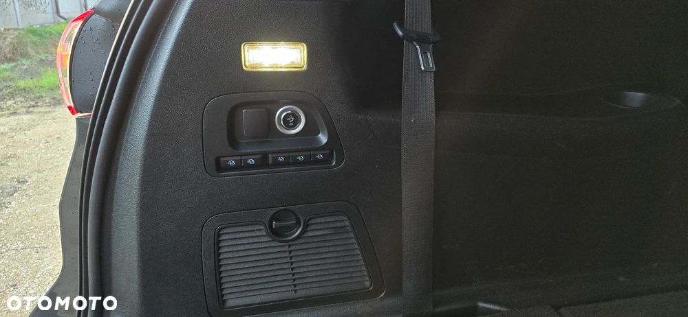 Ford S-Max 2.0 EcoBlue Twin-Turbo ST-Line - 19