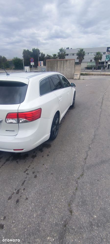 Toyota Avensis 2.0 Business Edition - 9