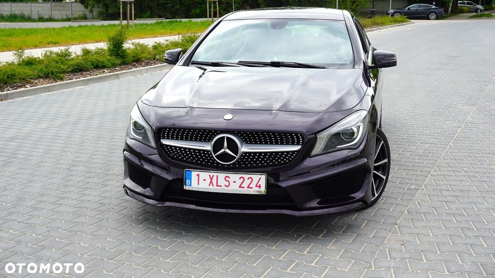 Mercedes-Benz CLA 180 AMG Line - 18