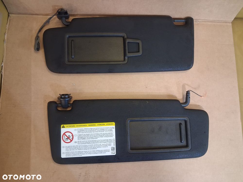 Osłony przeciwsłoneczne VW GOLF VII  R  prawy lewy 2szt  OE - 2