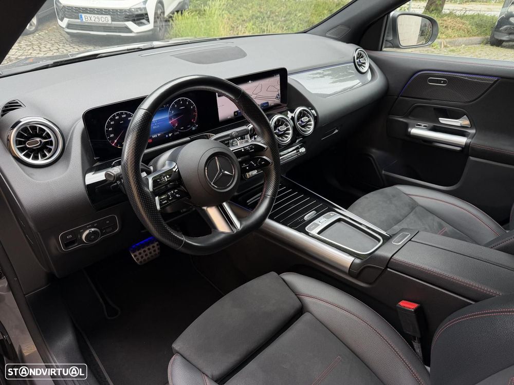 Mercedes-Benz GLA 200 AMG Line - 13