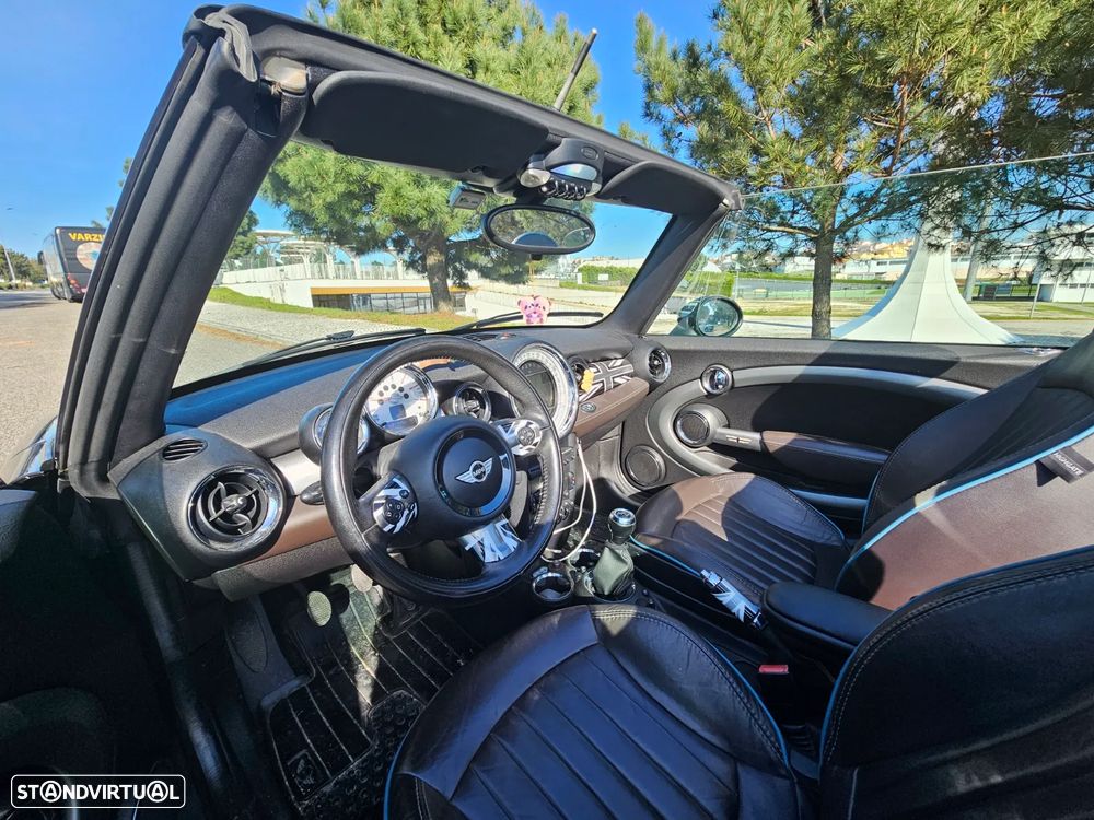 MINI Cabrio Cooper D Highgate - 4