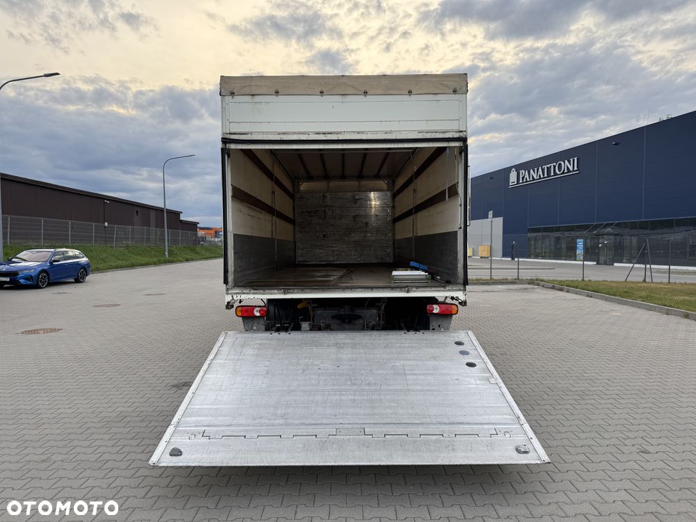 DAF LF 220 - 25