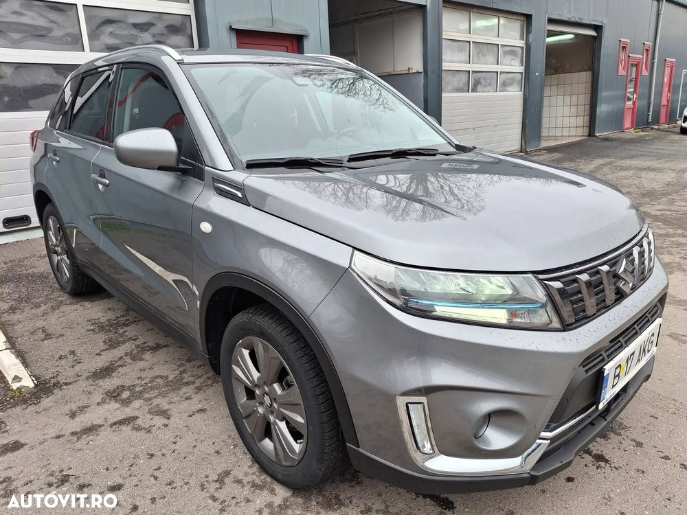 Suzuki Vitara 1.4 Boosterjet MHEV Passion - 3