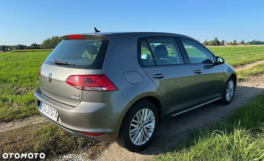 Volkswagen Golf 1.6 TDI BlueMotion Comfortline - 5