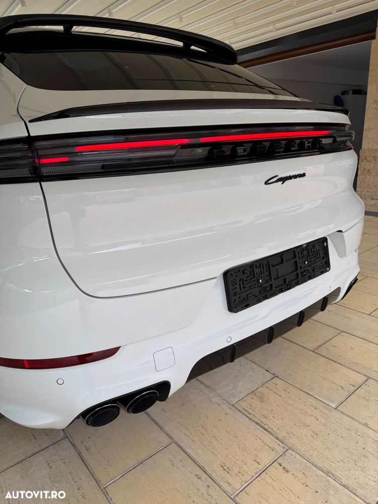 Porsche Cayenne Coupe - 21