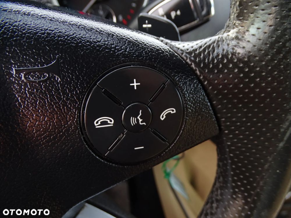 Mercedes-Benz ML 320 CDI 4-Matic - 23