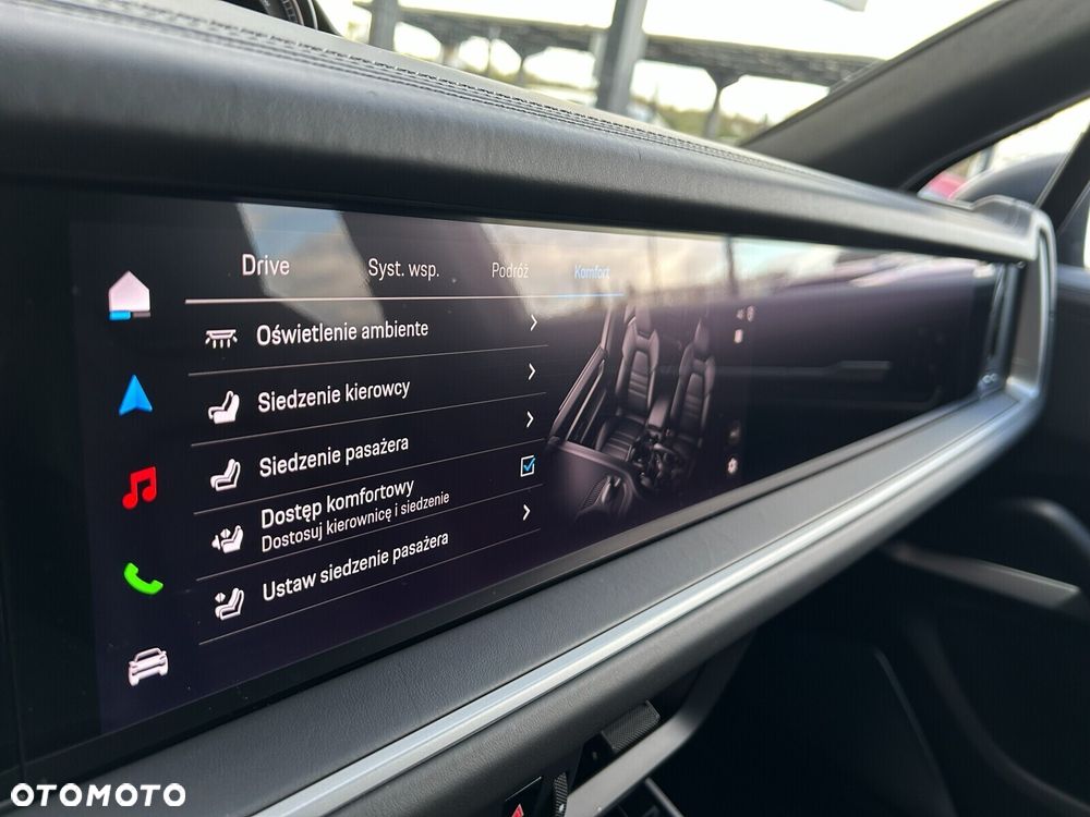 Porsche Cayenne Turbo E-Hybrid PHEV - 33