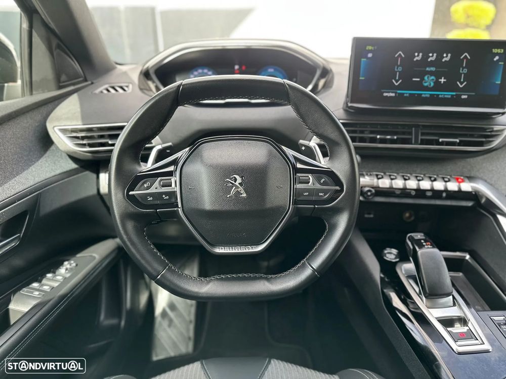 Peugeot 3008 1.6 Hybrid Allure e-EAT8 - 19
