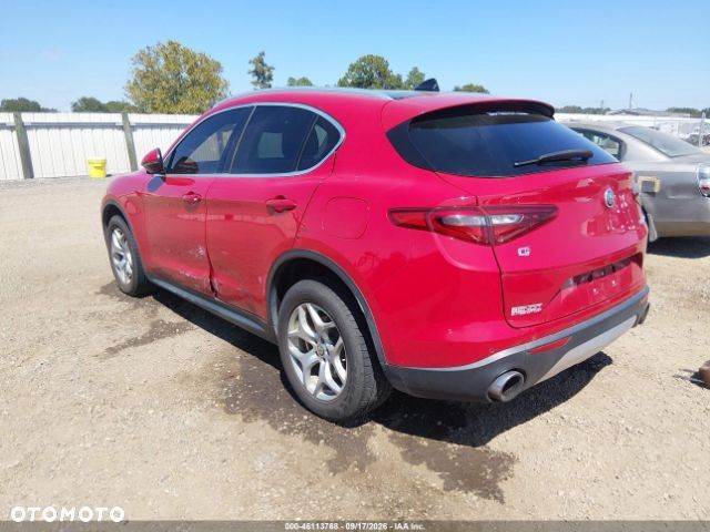 Alfa Romeo Stelvio - 3