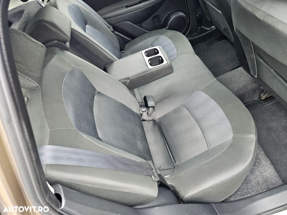 Nissan Qashqai 1.5 DCI N-Connecta - 26