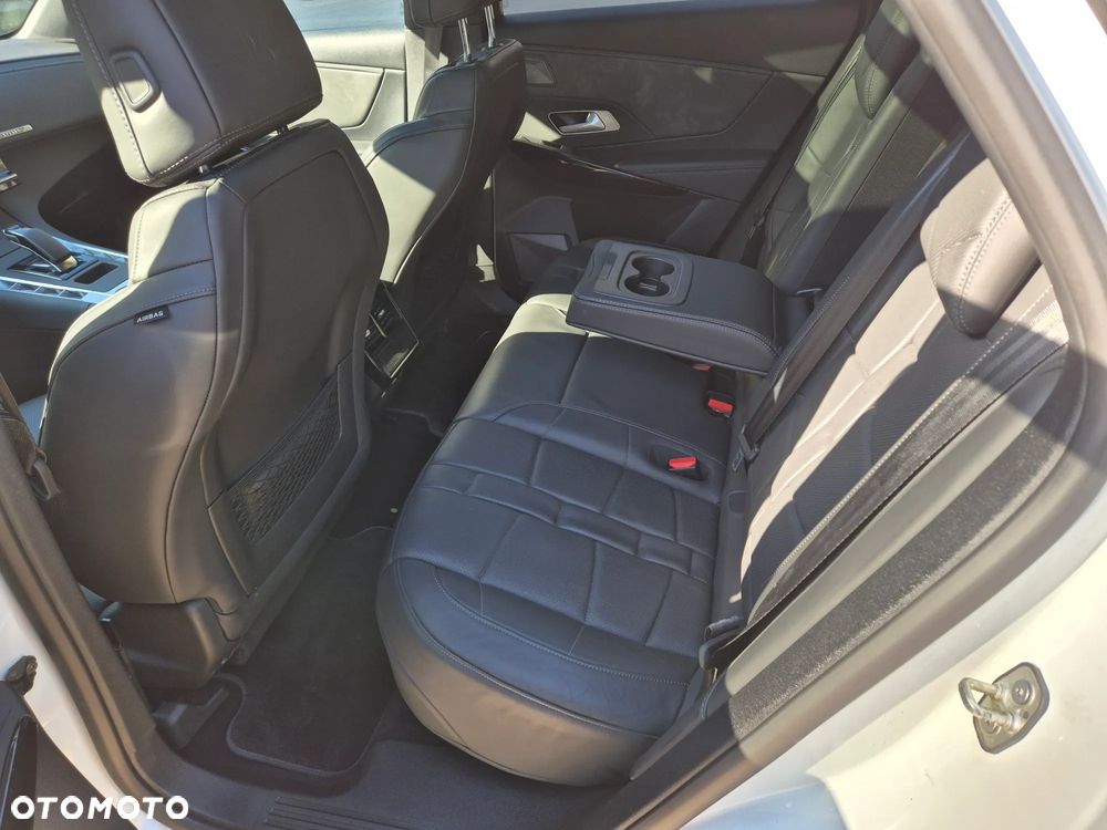 DS Automobiles DS 7 Crossback 1.6 E-Tense 4x4 Opera - 11