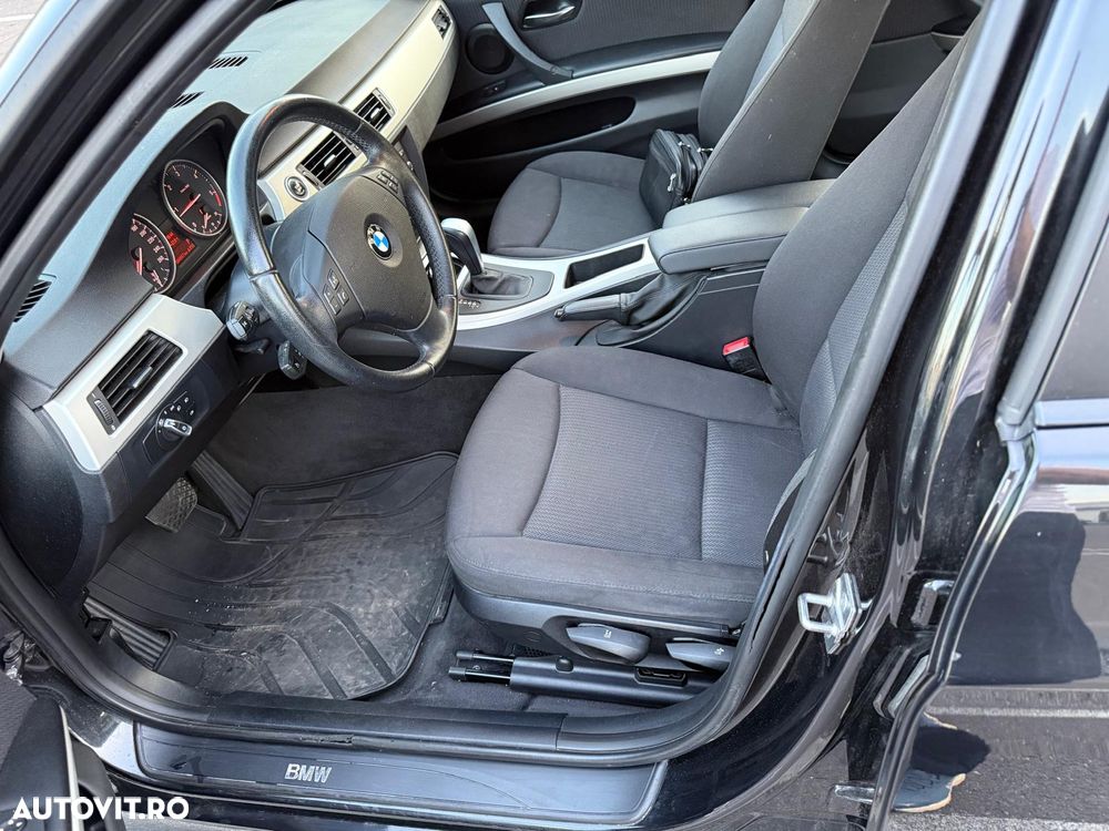 BMW Seria 3 320d xDrive DPF Aut. - 7