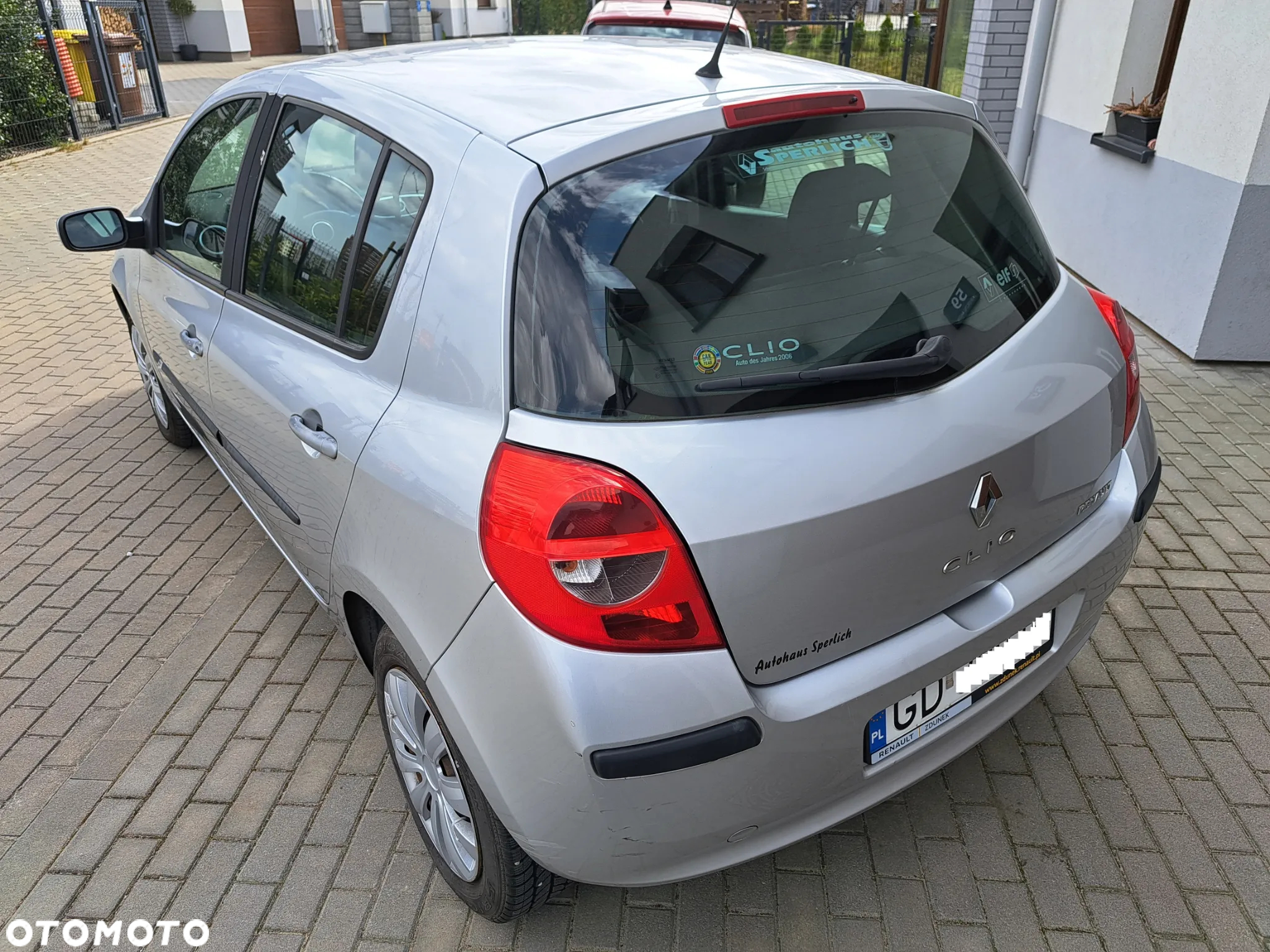 Renault Clio - 8