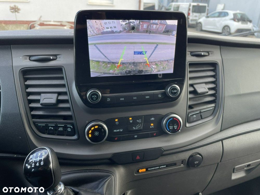 Ford Transit - 28