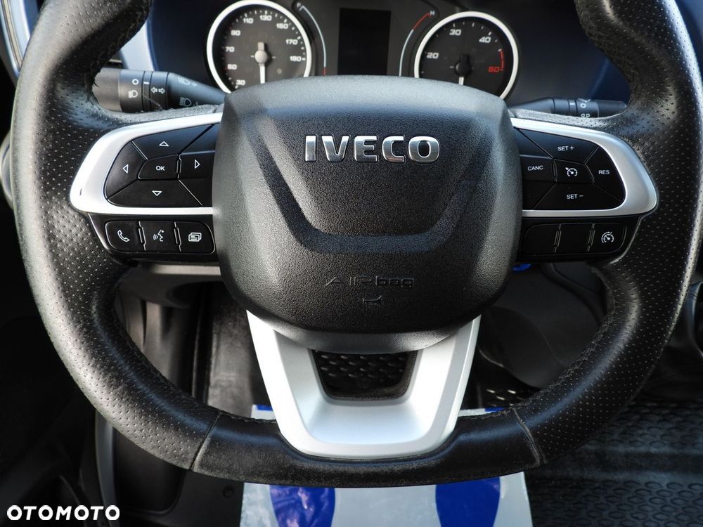 Iveco DAILY 35S16 SKRZYNIA PODWÓJNA KABINA DOKA 7 MIEJSC TEMPOMAT LEDY AUTOMAT HI-MATIC KLIMATYZACJA  160KM - 29