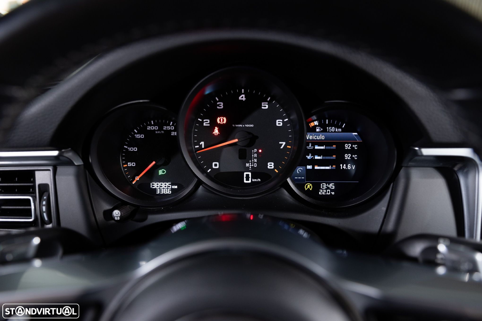 Porsche Macan Standard - 16