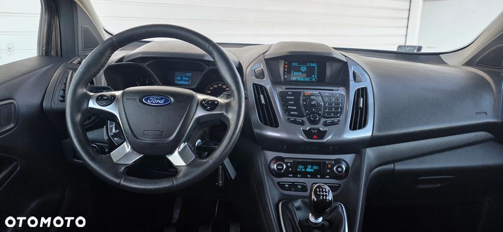 Ford Tourneo Connect 1.5 TDCi Titanium - 10