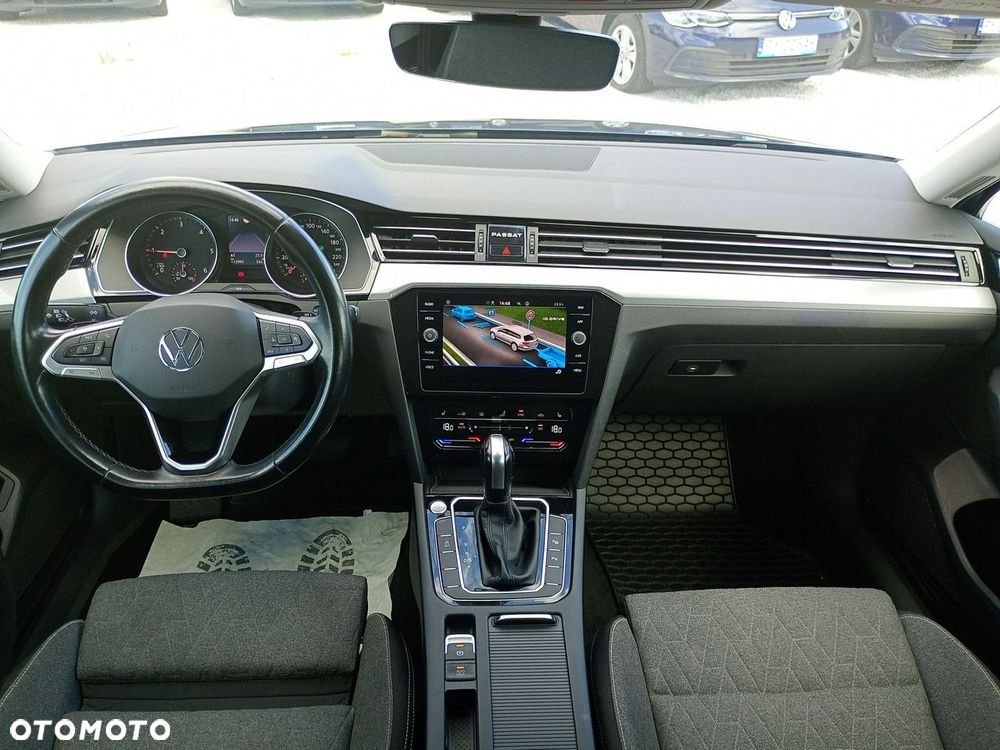 Volkswagen Passat Variant 2.0 TDI EVO Business DSG - 9