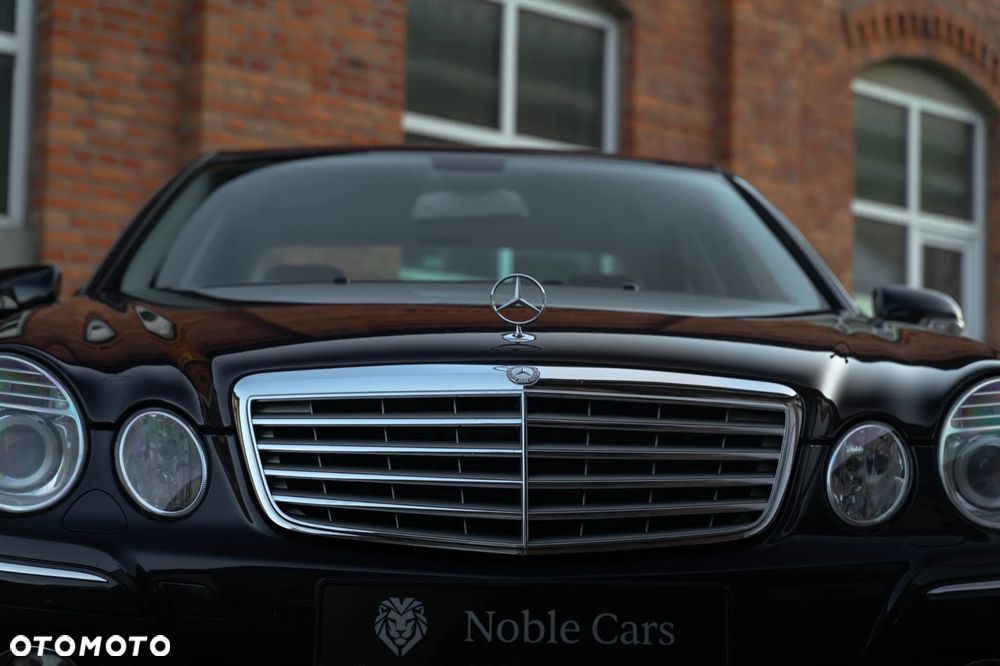 Mercedes-Benz Klasa E 500 4-Matic Elegance - 5