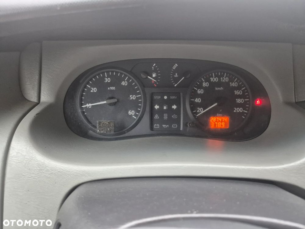 Renault Trafic Primastar - 23