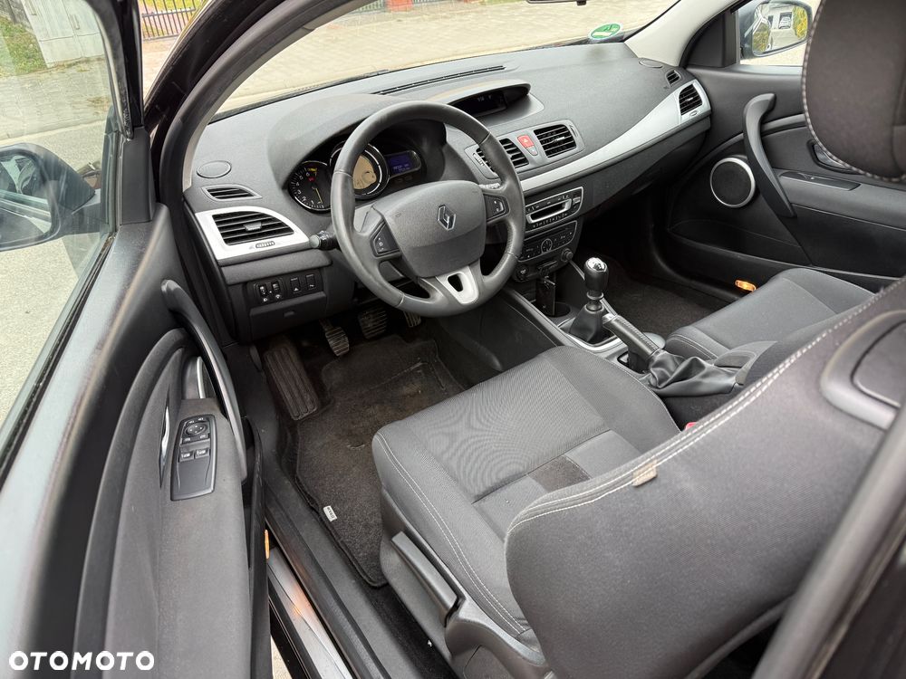 Renault Megane 1.6 Dynamique - 5