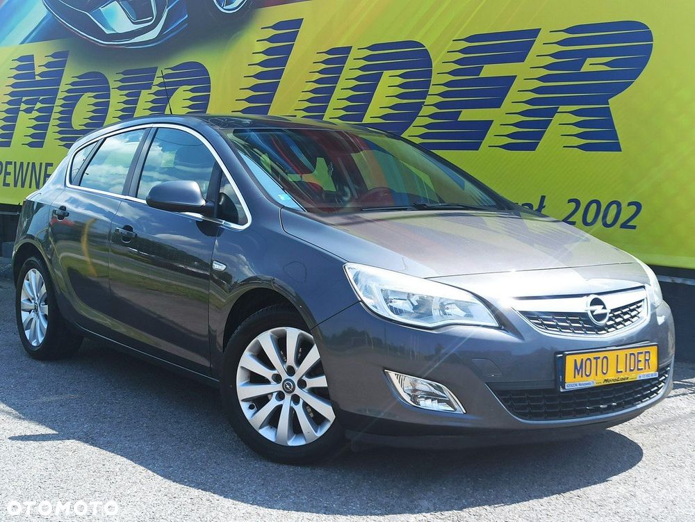 Opel Astra IV 1.7 CDTI Cosmo - 1