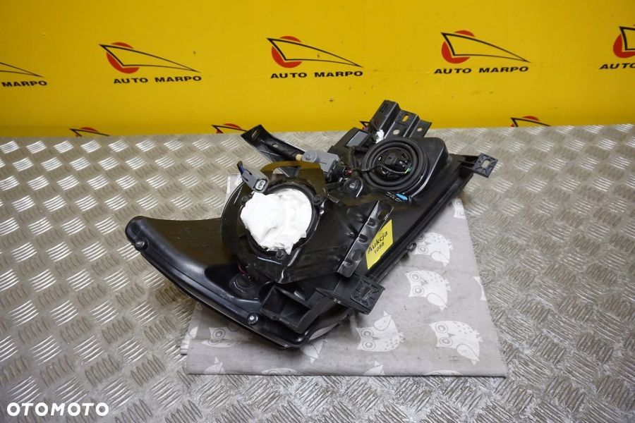 INFINITI QX56 QX80 2004 - REFLEKTOR LAMPA XENON LEWA USA - 9