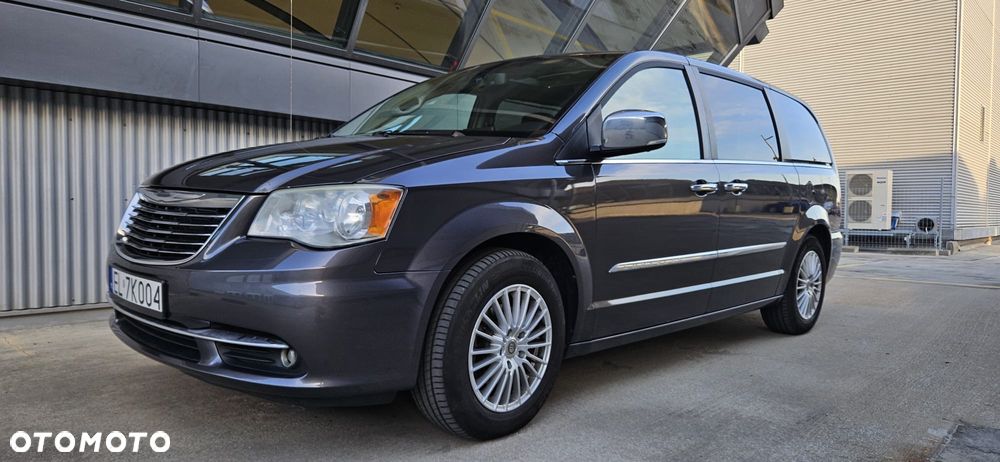 Chrysler Town & Country 3.6 Touring - 2