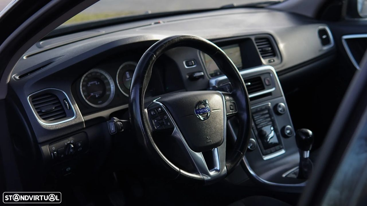 Volvo S60 2.0 D3 Momentum Start/Stop - 51