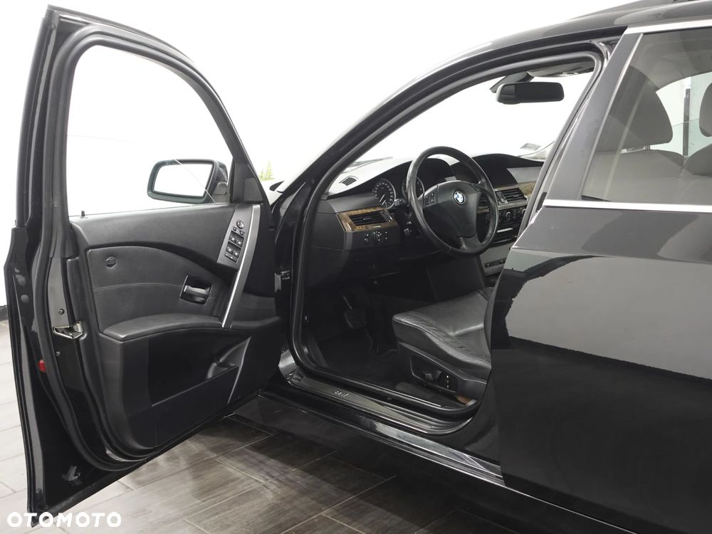 BMW Seria 5 - 16