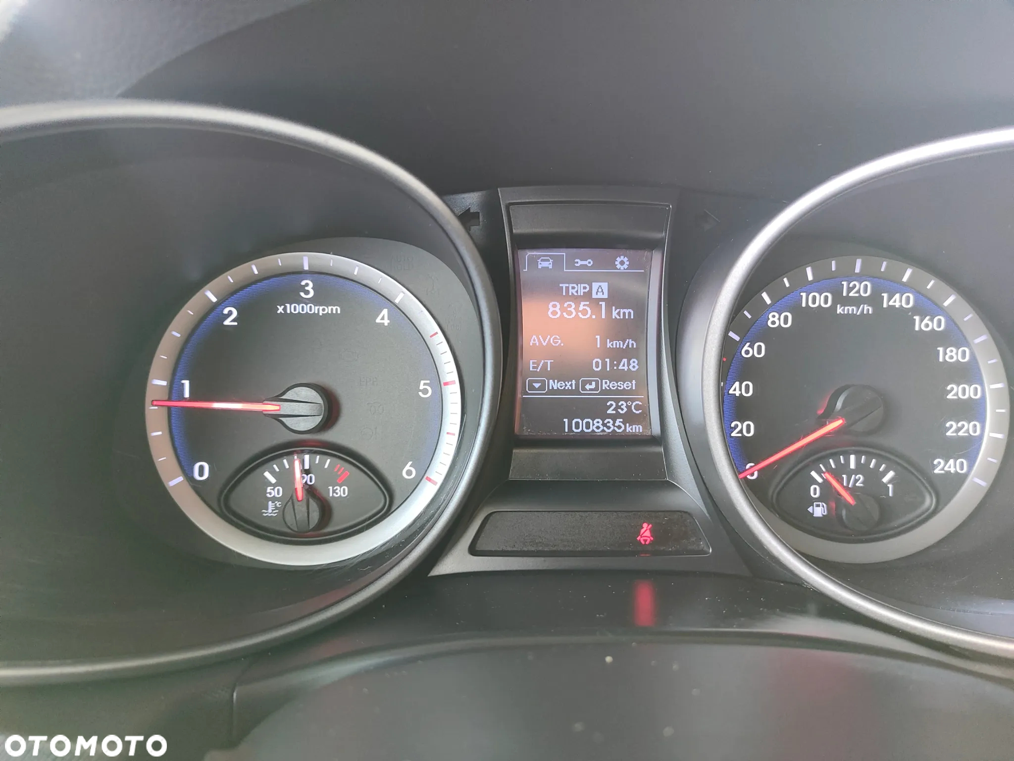 Hyundai Santa Fe blue 2.0 CRDI 4WD Premium - 38