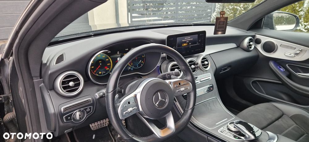 Mercedes-Benz Klasa C 220 d 4Matic 9G-TRONIC AMG Line Plus - 19